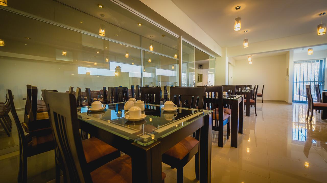Hotel Koricancha Сикуани Экстерьер фото
